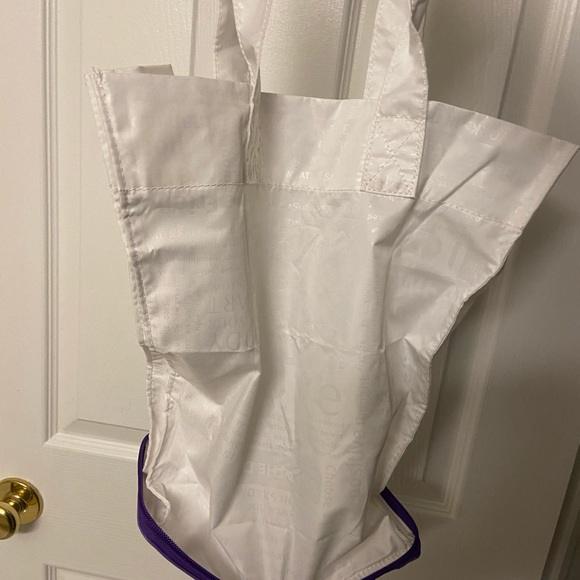 Purple Lululemon wallet bag - Picture 10 of 10